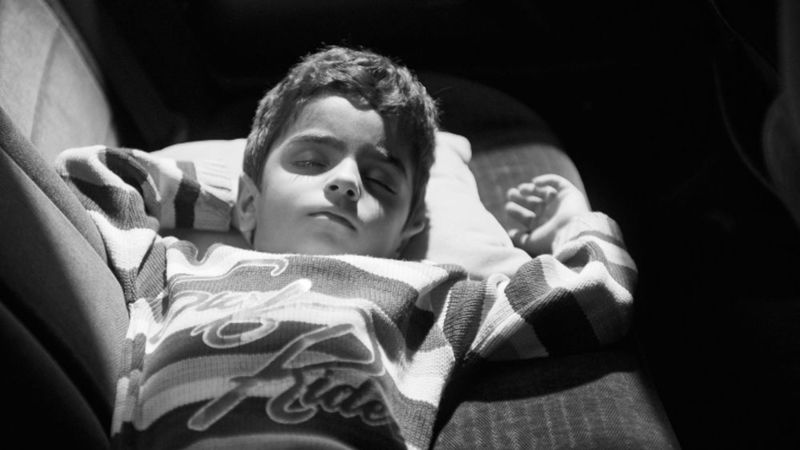 “ Higher than Acidic Clouds” - Kritik 