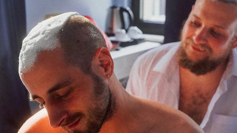 "Before/After" - Kritik 