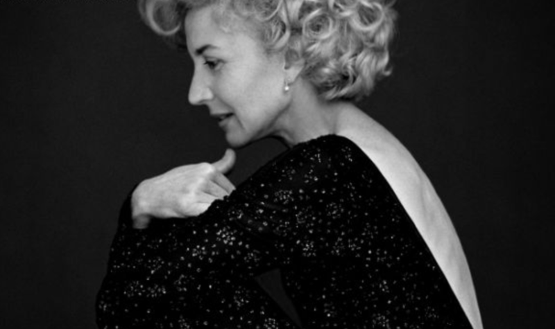 "She Walks in Darkness" - Kritik 