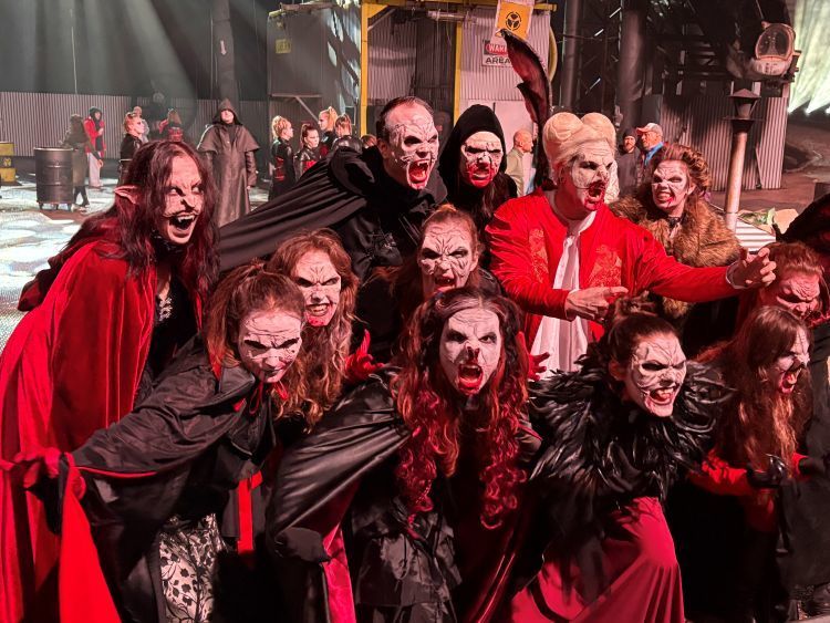Horrornächte 2025 im Filmpark Babelsberg: Die Monster wollen euer Blut!