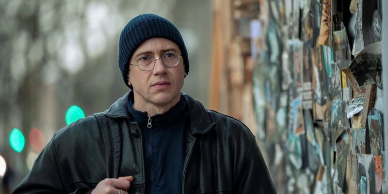 „At Work“ - Kritik