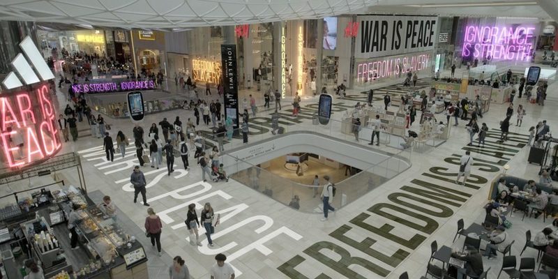 „Orwell: 2 + 2=5“ - Krtitik