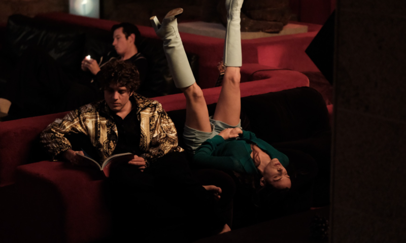 "Rosebush Pruning" - Kritik/Review