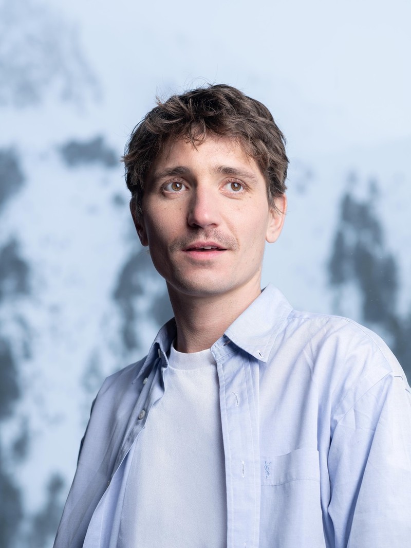 “Many people known this feeling of loneliness”  - Interview with Carice van Houten & Mees Peijnenburg on “A Family”