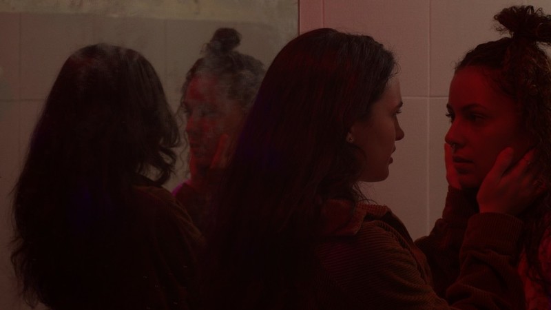 "Don’t Come Out" - Kritik/Review