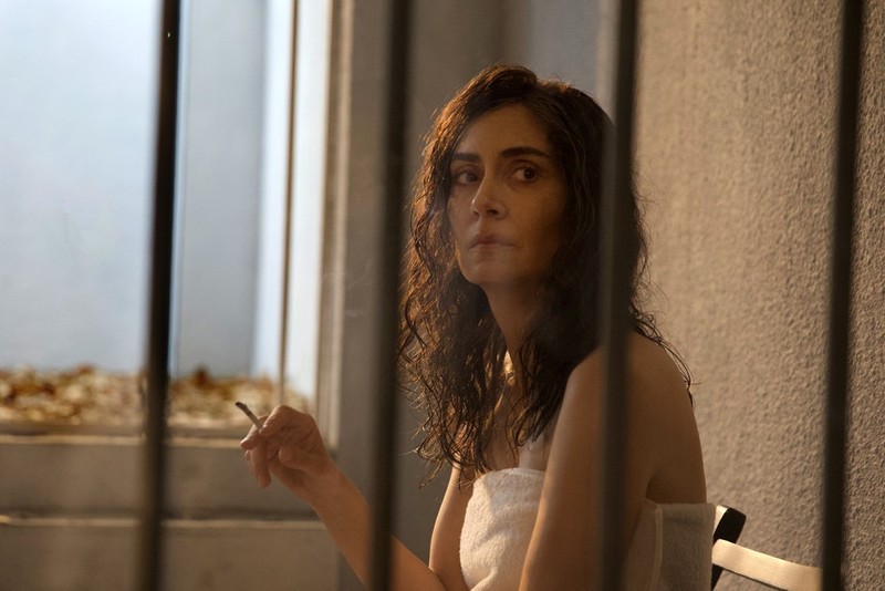 "Roya" - Kritik/Review