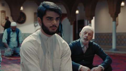 "Hijamat" - Review