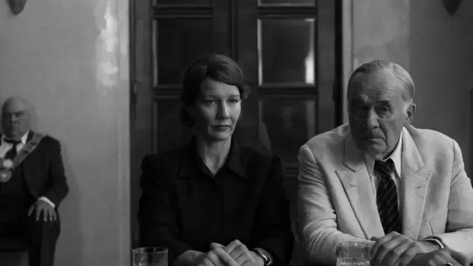 „Fatherland“ - Review