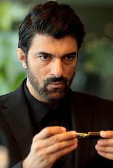 Big mv5bzjvjotvlmtctyjrkns00mgqylwflodctmdnlywq0ymq4ymyzxkeyxkfqcgc . v1 