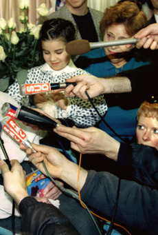 Big mv5bmzy2zji0nwityjg1zi00otziltk1mtmtyzfmnme3mthlyzhkxkeyxkfqcgc . v1 