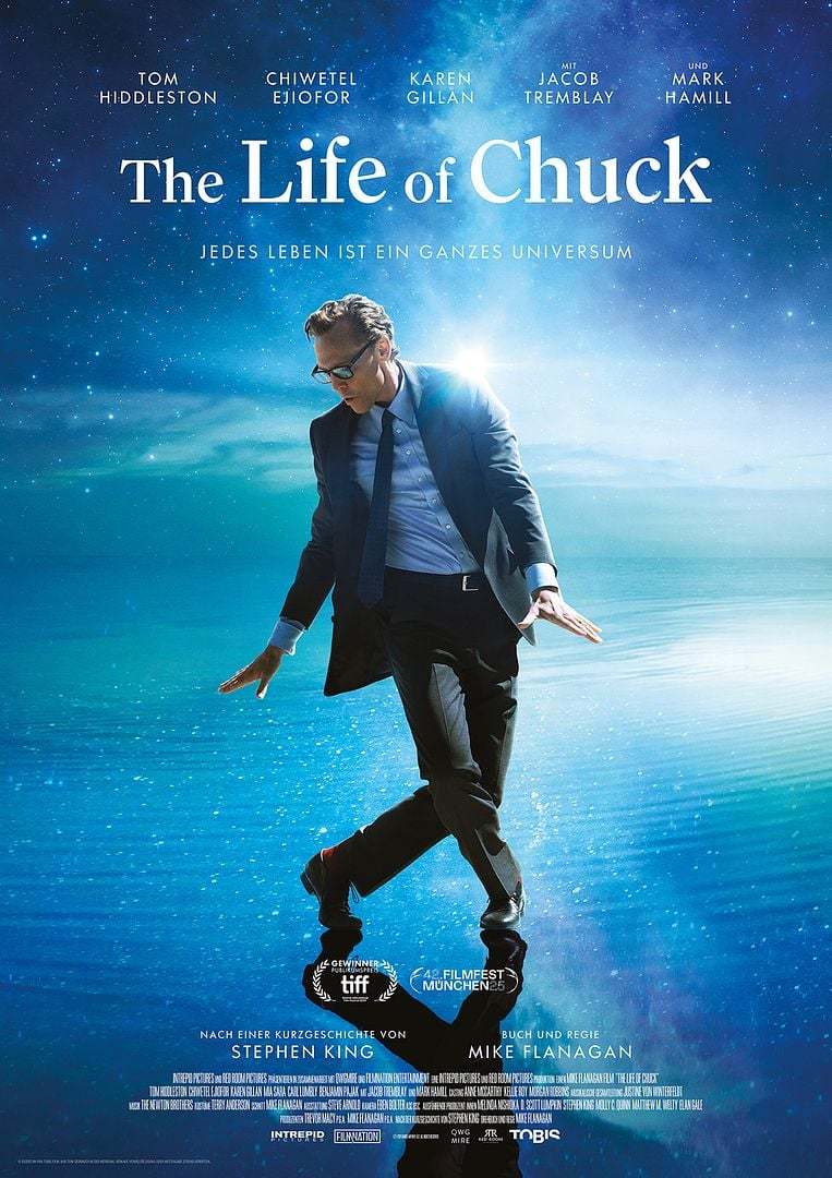 Stephen King mal anders: Zum Kinostart von "The Life of Chuck" verlosen wir Film-Pakete mit Kinokarten